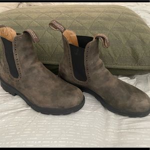 Women’s Blundstone Boots Rustic Brown size 8.5